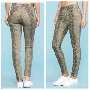 Judy Blue Snakeskin Mid Rise Skinny Jeans